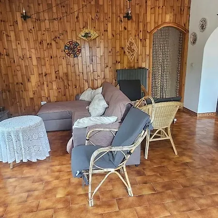 Alba Villa